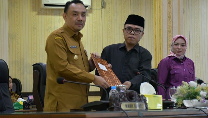 DPRD Agam Godok Ranperda Pelayanan Publik Tingkatkan Kualitas Birokrasi Daerah