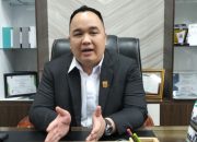 wakil-ketua-dprd-sumbar-nanda-satria-imbau-warga-kurangi-aktifitas-luar-ruangan-ditengah-kabut-asap