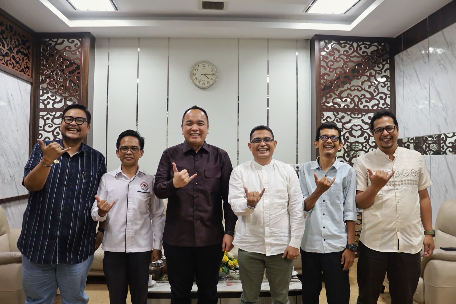 bersama-knpi,-kpid-sumbar-perkuat-ide-gugus-tugas-pengawasan-media-sosial