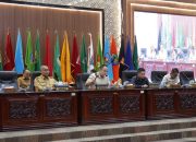 fraksi-–-fraksi-dprd-sumbar-sampaikan-pandangan-umum-terhadap-ranperda-perubahan-apbd