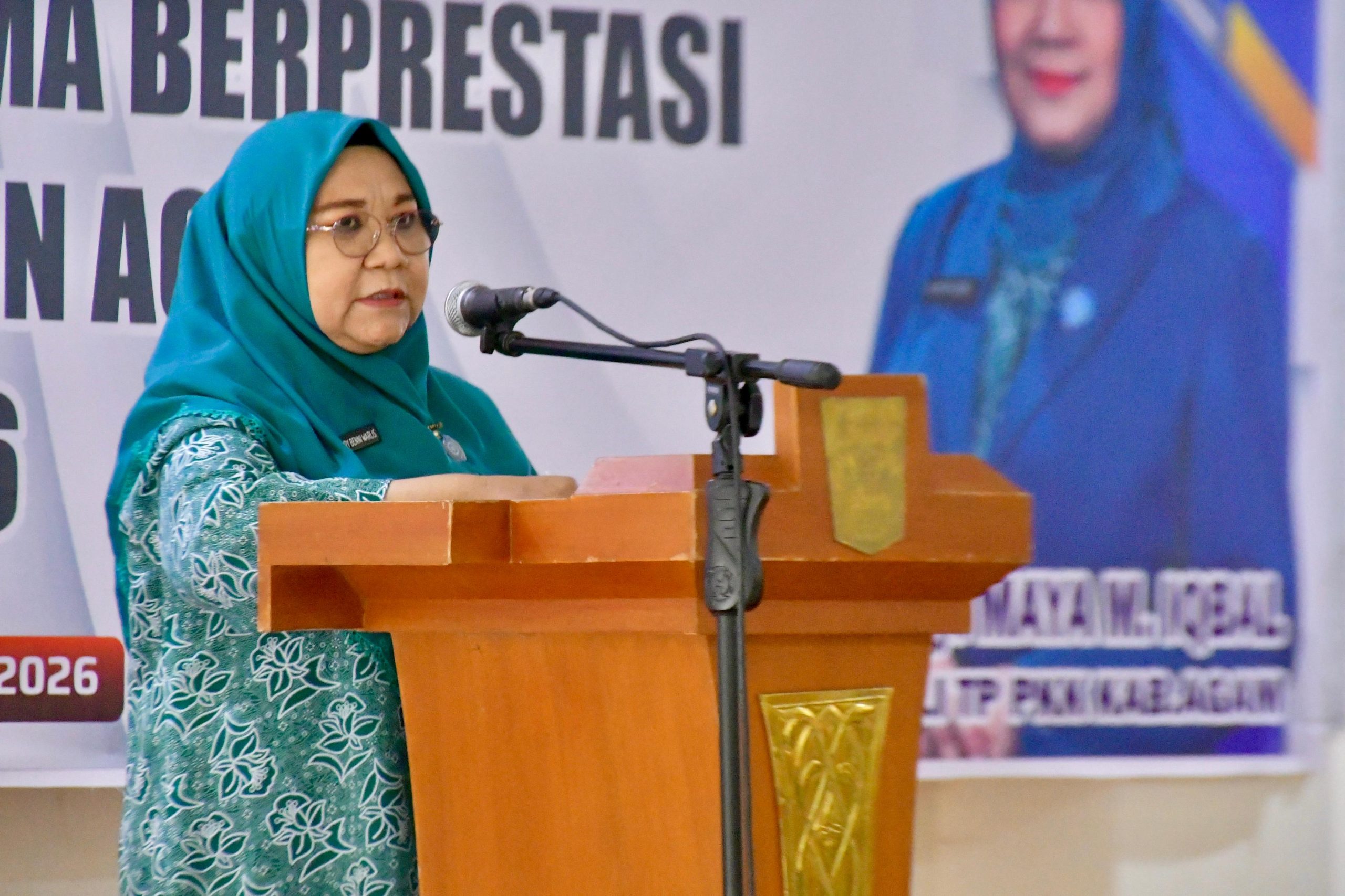 ketua-tp-pkk-agam-hadiri-lomba-ekspose-kader-dasawisma-berprestasi-2026