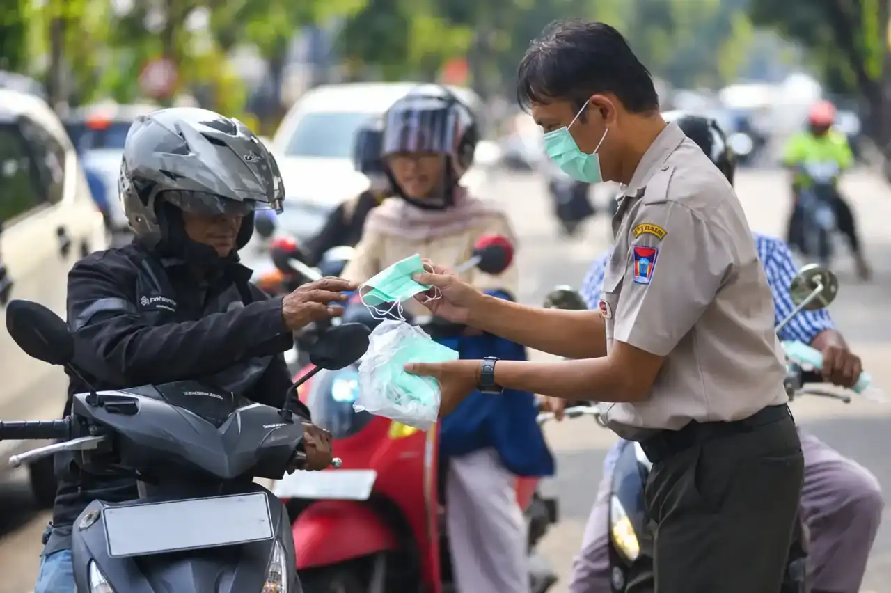 waspada!-padang-berpotensi-diselimuti-asap-dan-kabut-hari-ini
