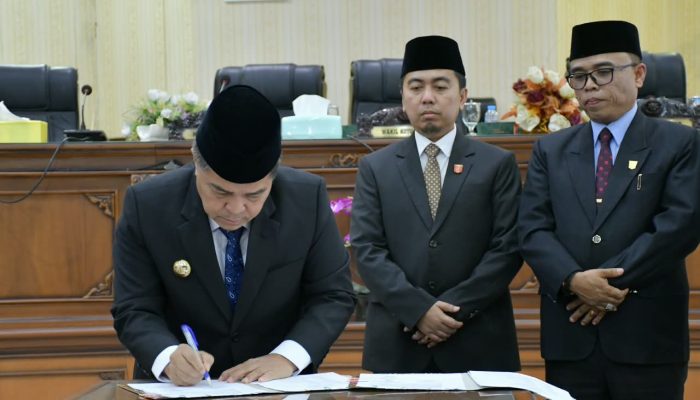 Bupati dan DPRD Agam Sepakat, KUA-PPAS 2027 Ditandatangani