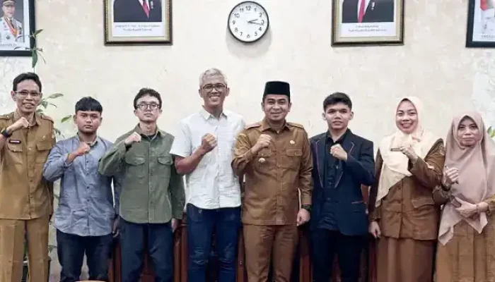 Pemkot Solok Lepas Tiga Mahasiswa Menempuh Pendidikan dan Magang Internasional