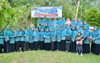 Ny. Merry Benniwarlis Dorong Kader Dasawisma Optimalkan Pekarangan Rumah di Kamang Mudiak