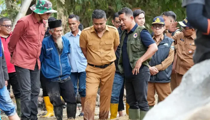 Wagub Sumbar Perintahkan Tim Tanggap Darurat Antisipasi Longsor Susulan di Solok