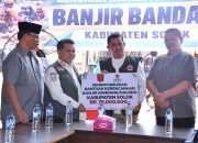 Pemkab Agam Salurkan Bantuan Kemanusiaan untuk Percepat Pemulihan Korban Banjir Solok