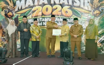 Gubernur Mahyeldi Tantang Mahasiswa UMN Bukittinggi Teladani Nilai Perjuangan Mohammad Natsir