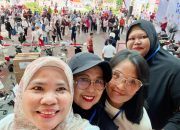 ribuan-warga-semarakkan-hut-ke-81-sumbar-lewat-jalan-sehat-bersama-parlemen