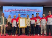 jne-raih-sertifikasi-halal-untuk-layanan-logistik-dari-bpjph,-perkuat-standar-layanan-terpercaya